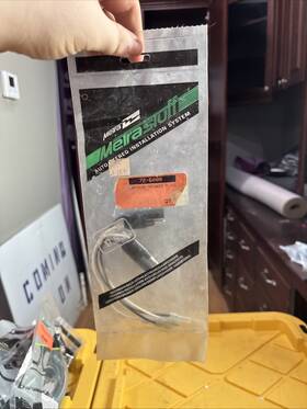 Metra 72-6000 Chrysler Speaker Plugs