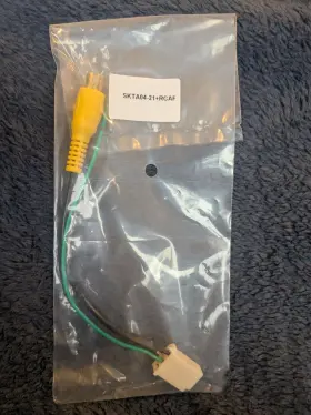 Skta04-21 Yongjiangxia Rcaf Uc100 Universal Toyota Rear-view Camera Plug For Avn Receivers Dvd Tv